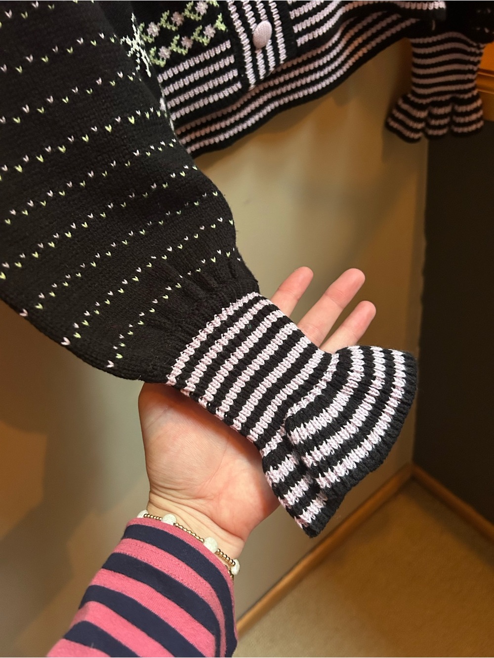 &Merci Bow Affair Ruffle Sleeve Sweater - Black - Picture 3 of 5
